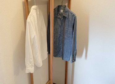 杉造り衣類掛け